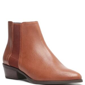 LEATHER ANKLE BOOTIE - SCHUTZ Brazil
